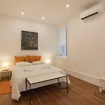 Comfortable With River View By Lovelystay Appartement *