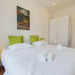 Comfortable With River View By Lovelystay Appartement