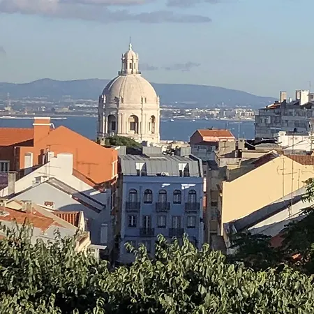 Comfortable With River View By Lovelystay Apartamento