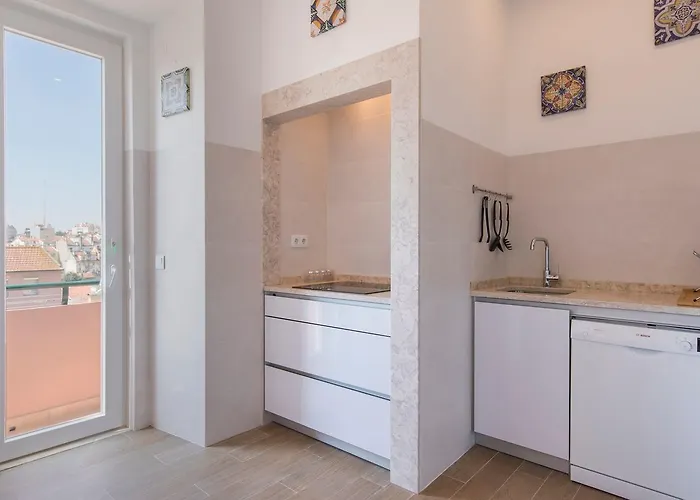 דירה Comfortable With River View By Lovelystay