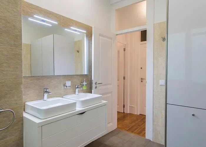 Comfortable With River View By Lovelystay דירה *