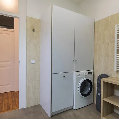 Comfortable With River View By Lovelystay