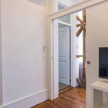 Comfortable With River View By Lovelystay Lissabon